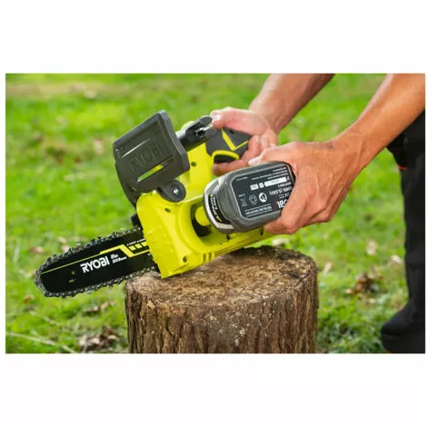 Pack RYOBI Tronçonneuse 18V OnePlus RY18CS20A-125 - 1 Batterie 3.0Ah High Energy - 1 Batterie 2.5Ah - Chargeur 6 Pack RYOBI Tronçonneuse 18V OnePlus RY18CS20A-125 - 1 Batterie 3.0Ah High Energy - 1 Batterie 2.5Ah - Chargeur – Image 4