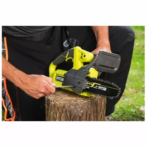 Pack RYOBI Tronçonneuse 18V OnePlus RY18CS20A-125 - 1 Batterie 3.0Ah High Energy - 1 Batterie 2.5Ah - Chargeur 7 Pack RYOBI Tronçonneuse 18V OnePlus RY18CS20A-125 - 1 Batterie 3.0Ah High Energy - 1 Batterie 2.5Ah - Chargeur – Image 5